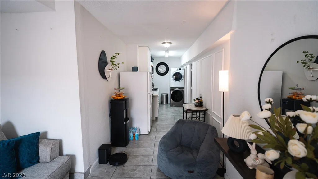 3549 Reno, Las Vegas, NV 89120