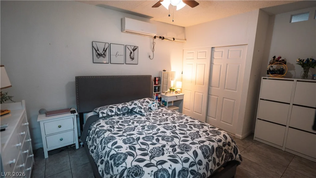 3549 Reno, Las Vegas, NV 89120