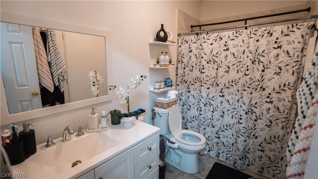 3549 Reno, Las Vegas, NV 89120