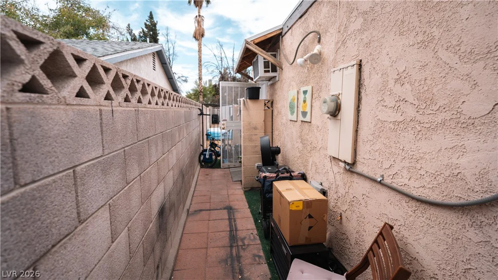 3549 Reno, Las Vegas, NV 89120