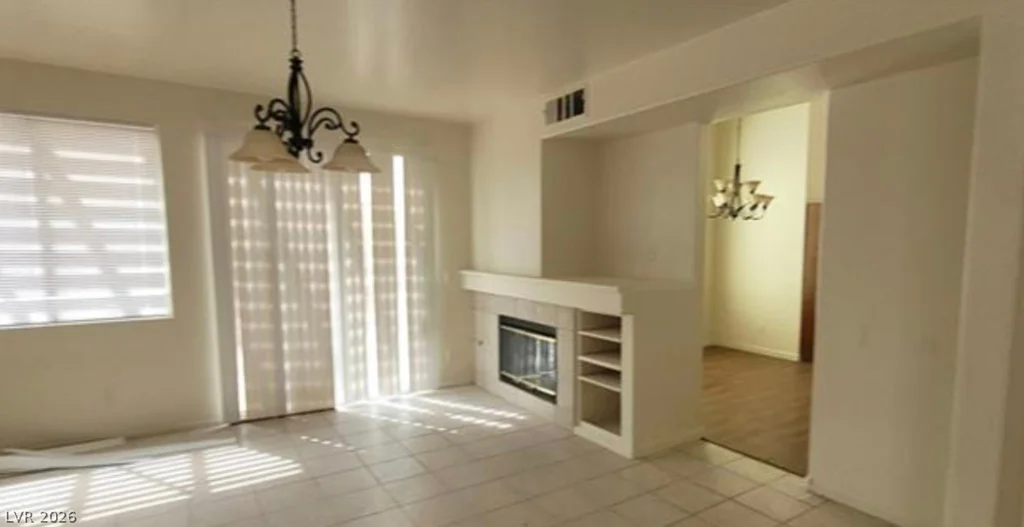 4774 Willow Glen, Las Vegas, NV 89147