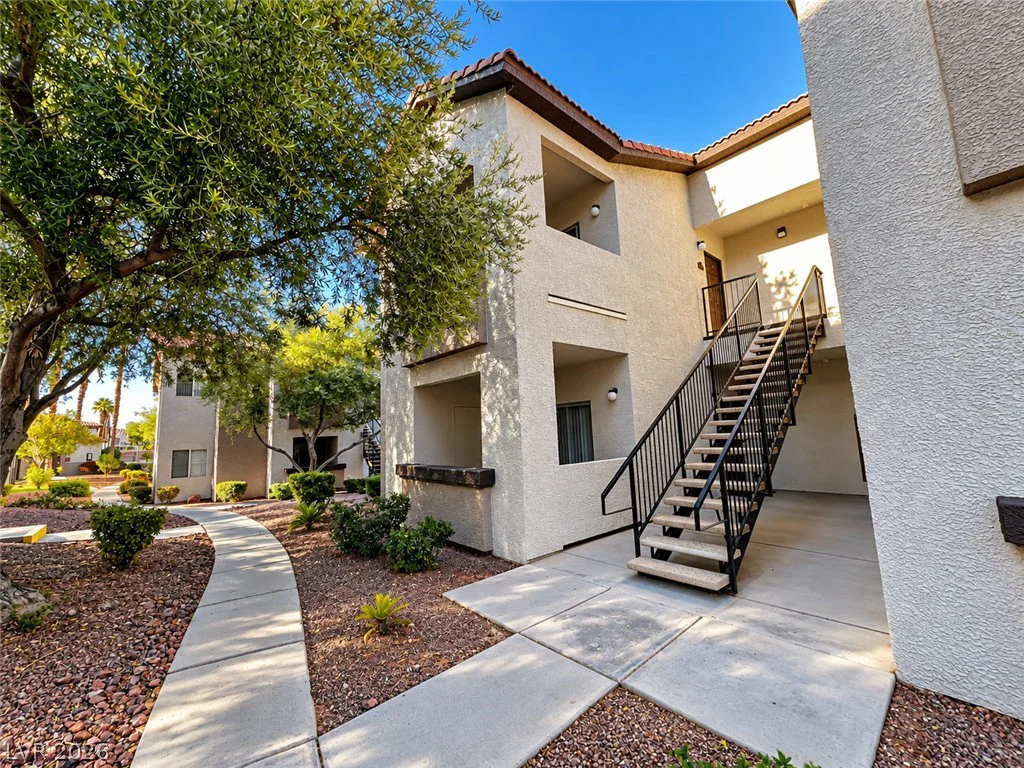 2615 Gary, Las Vegas, NV 89123
