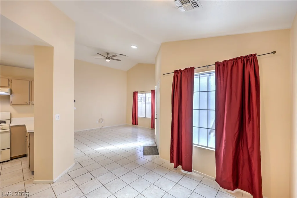 4656 Baby Bird, Las Vegas, NV 89115