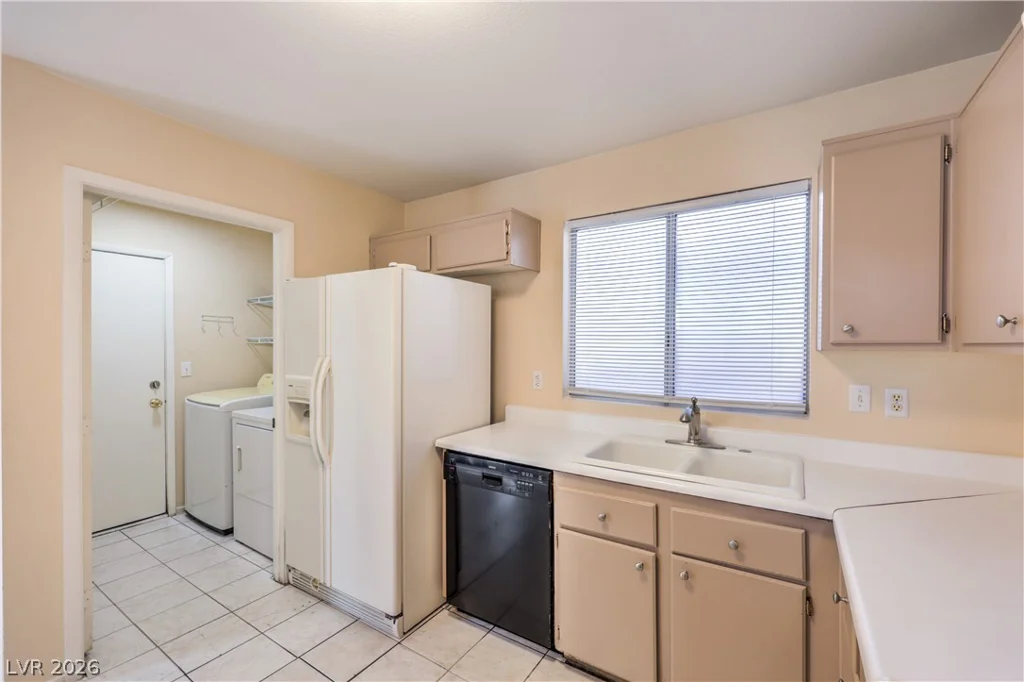 4656 Baby Bird, Las Vegas, NV 89115