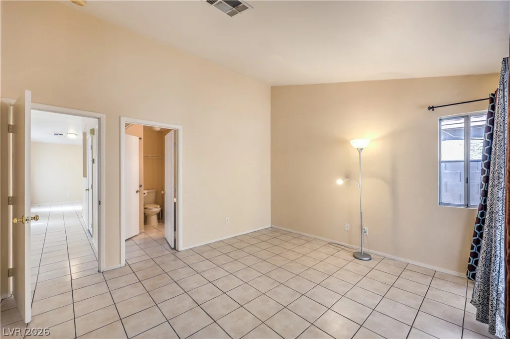 4656 Baby Bird, Las Vegas, NV 89115