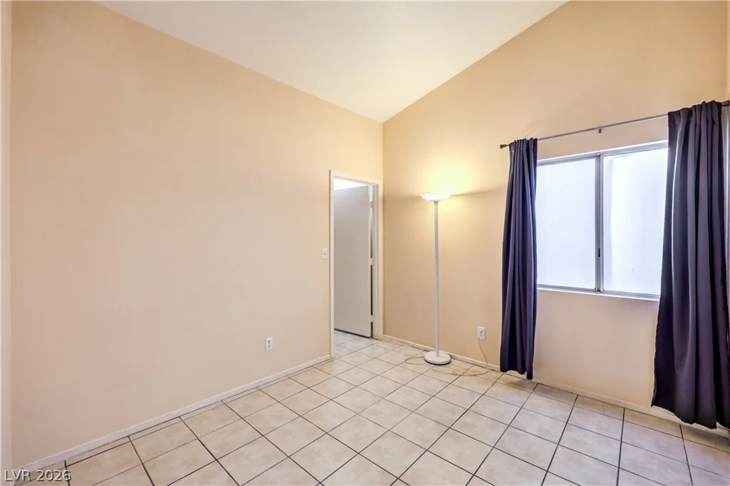 4656 Baby Bird, Las Vegas, NV 89115