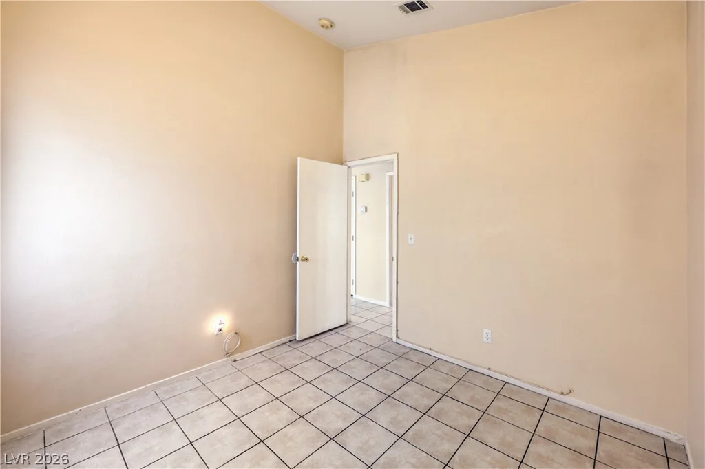 4656 Baby Bird, Las Vegas, NV 89115