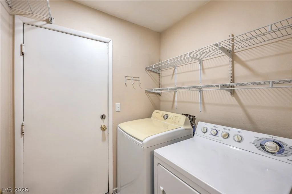 4656 Baby Bird, Las Vegas, NV 89115