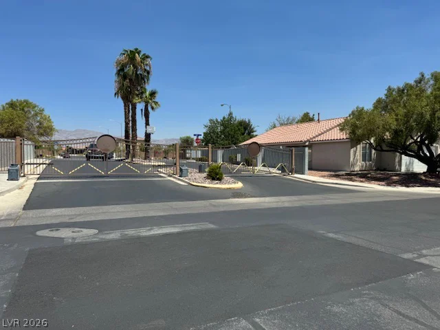 5523 Jose Leon, North Las Vegas, NV 89031