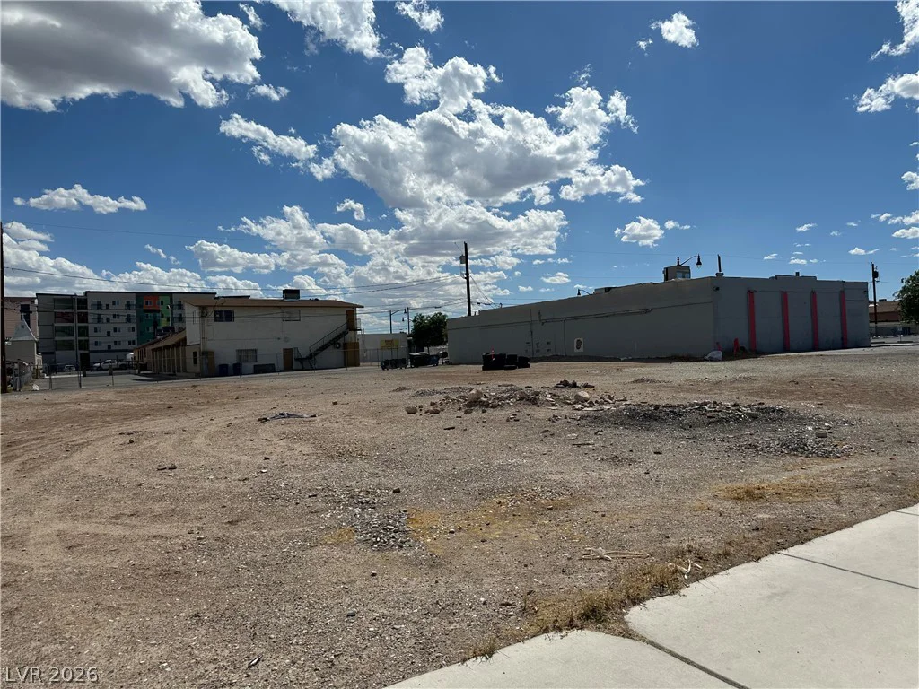 922 F, Las Vegas, NV 89106