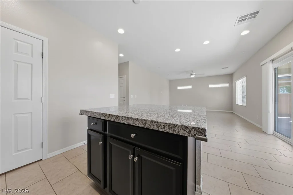 6451 Terra Miranda, Las Vegas, NV 89118