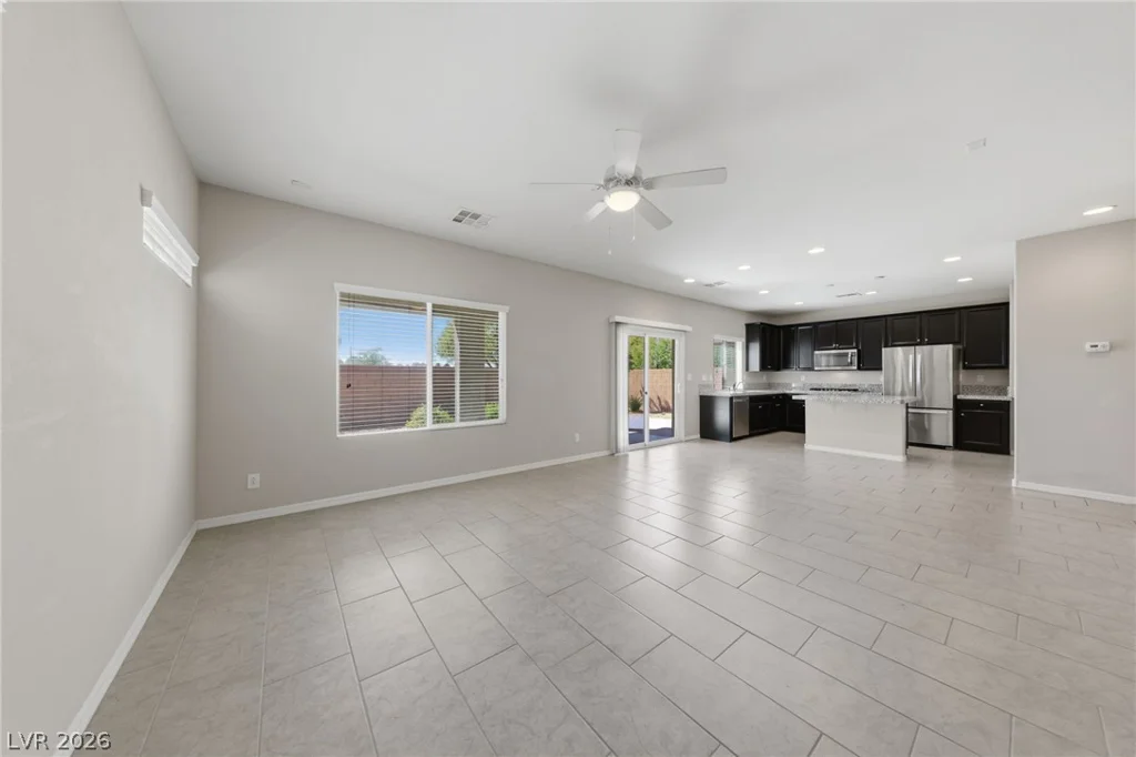 6451 Terra Miranda, Las Vegas, NV 89118