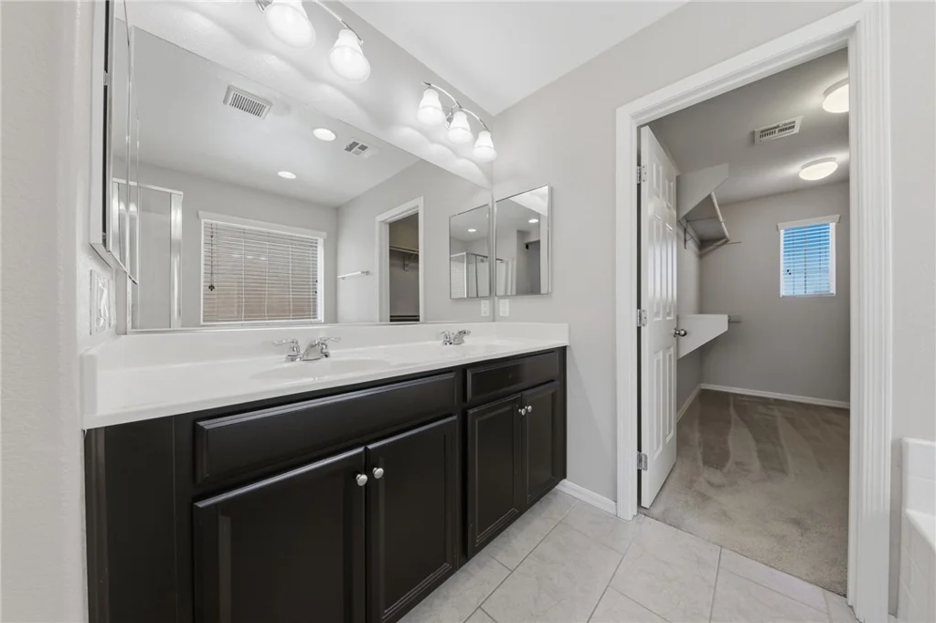 6451 Terra Miranda, Las Vegas, NV 89118