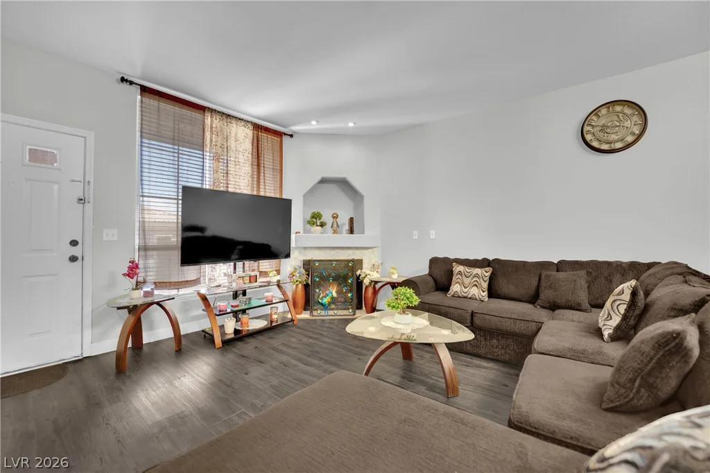 6908 Dorita, Las Vegas, NV 89108