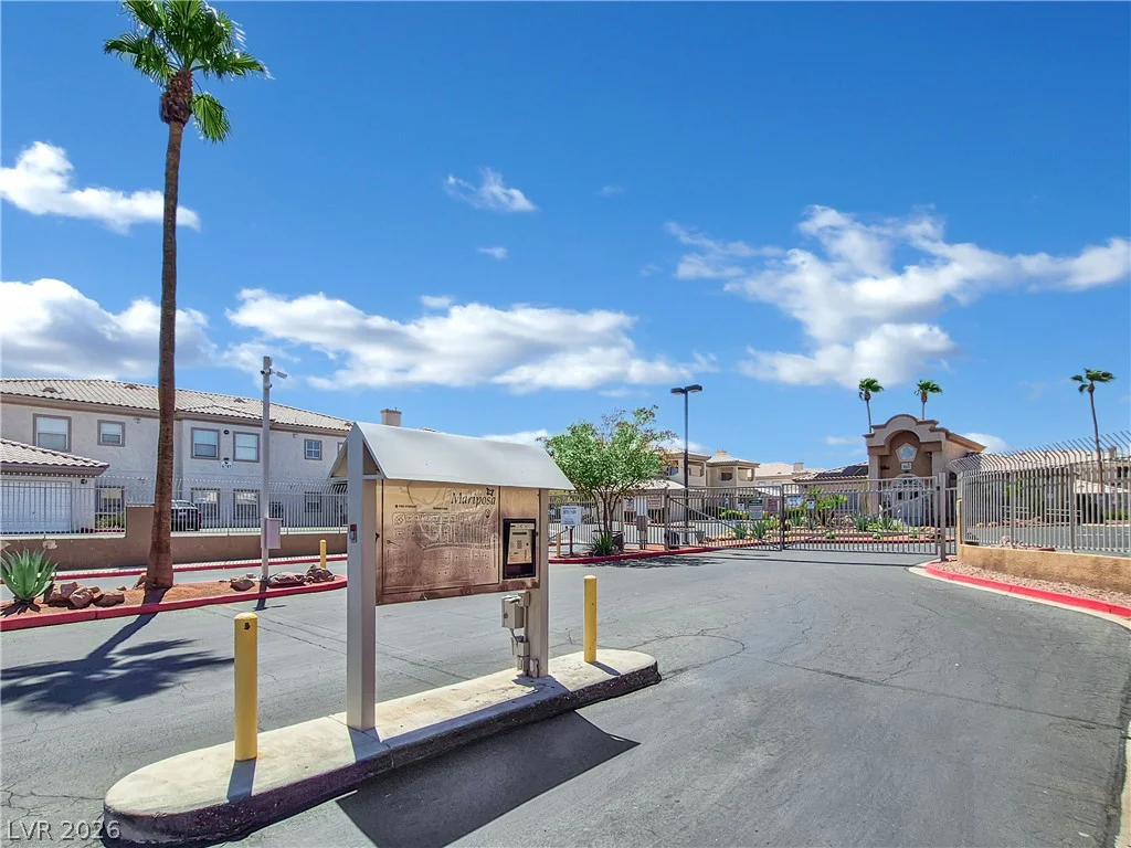 6908 Dorita, Las Vegas, NV 89108