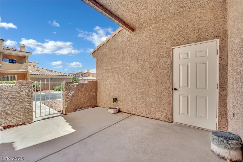 6908 Dorita, Las Vegas, NV 89108