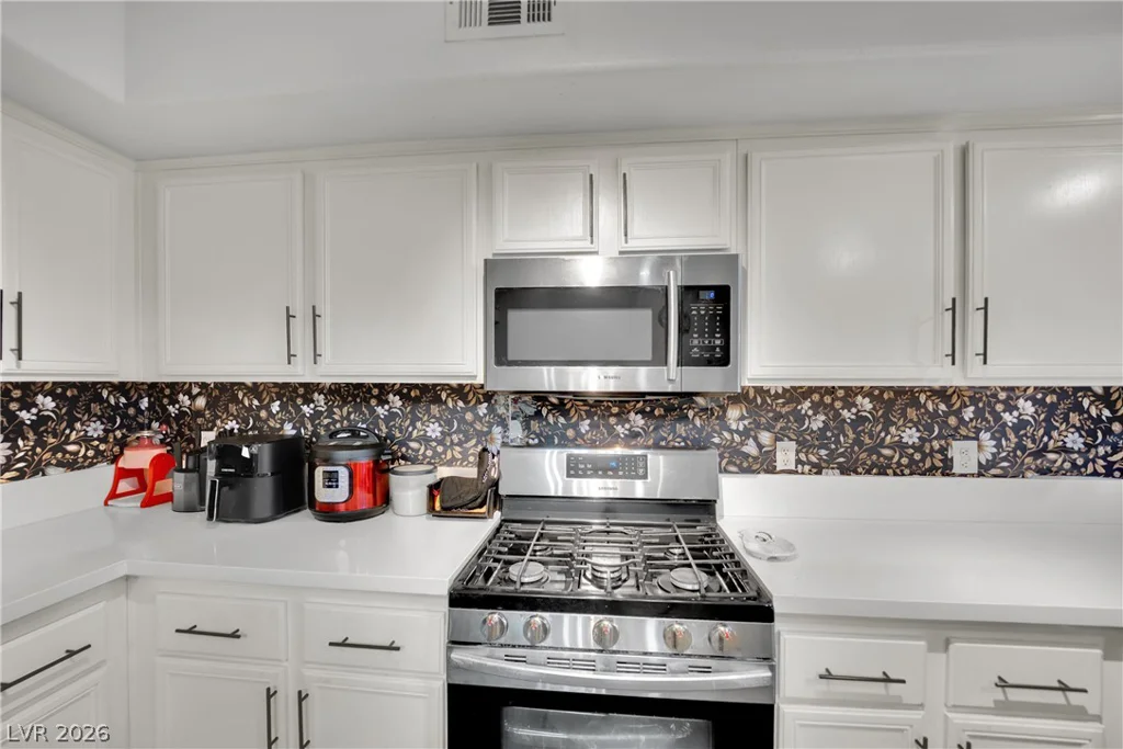 6908 Dorita, Las Vegas, NV 89108