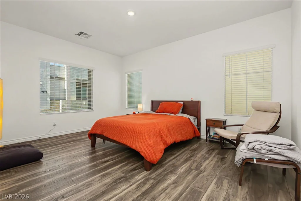 600 Carriage Hill, Las Vegas, NV 89138