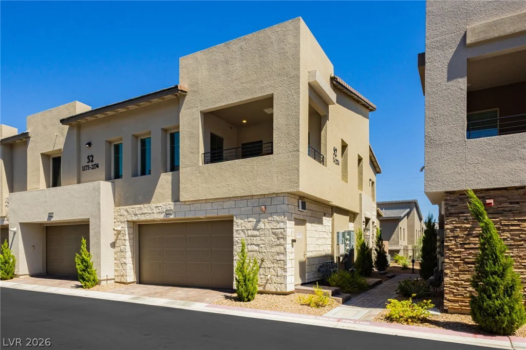 600 Carriage Hill, Las Vegas, NV 89138