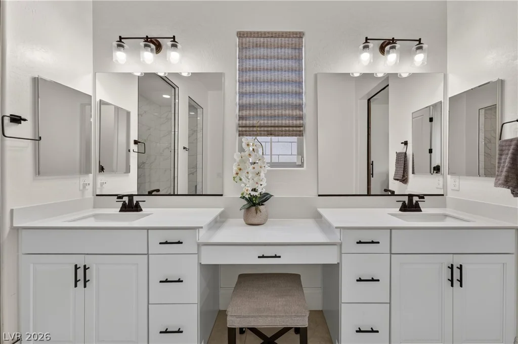 4 Bobado, Henderson, NV 89011