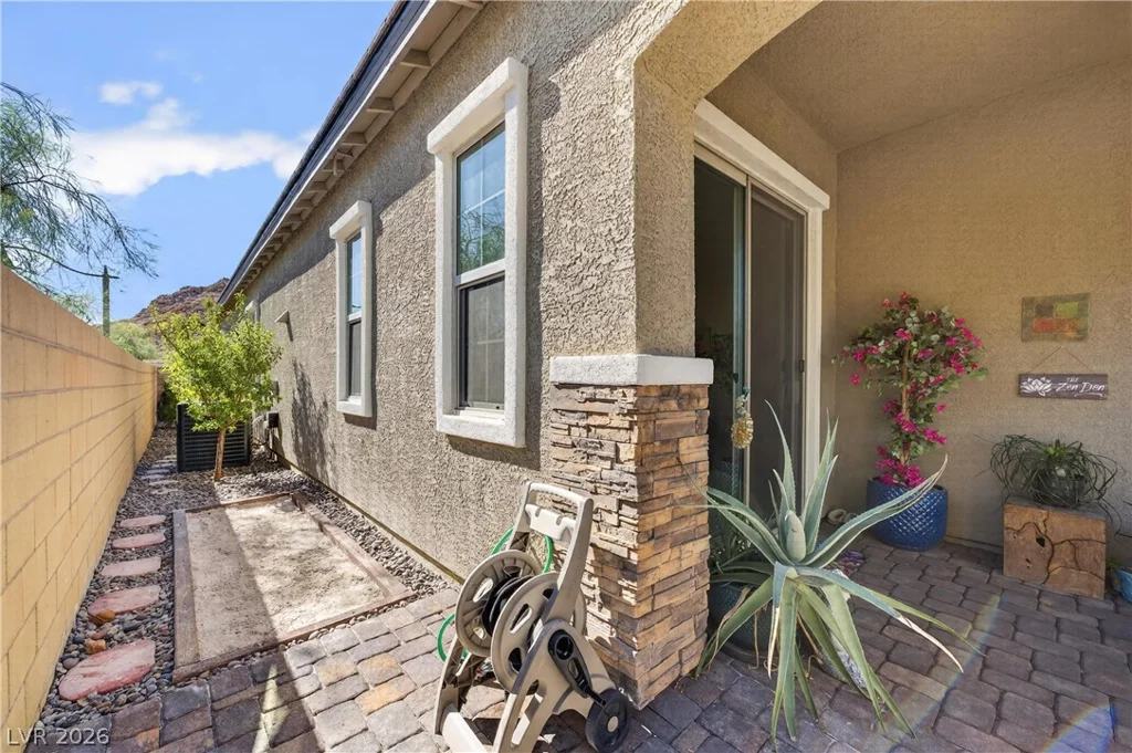 4 Bobado, Henderson, NV 89011