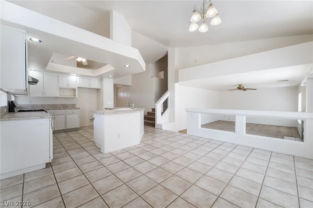 9882 Silver Chimes, Las Vegas, NV 89183