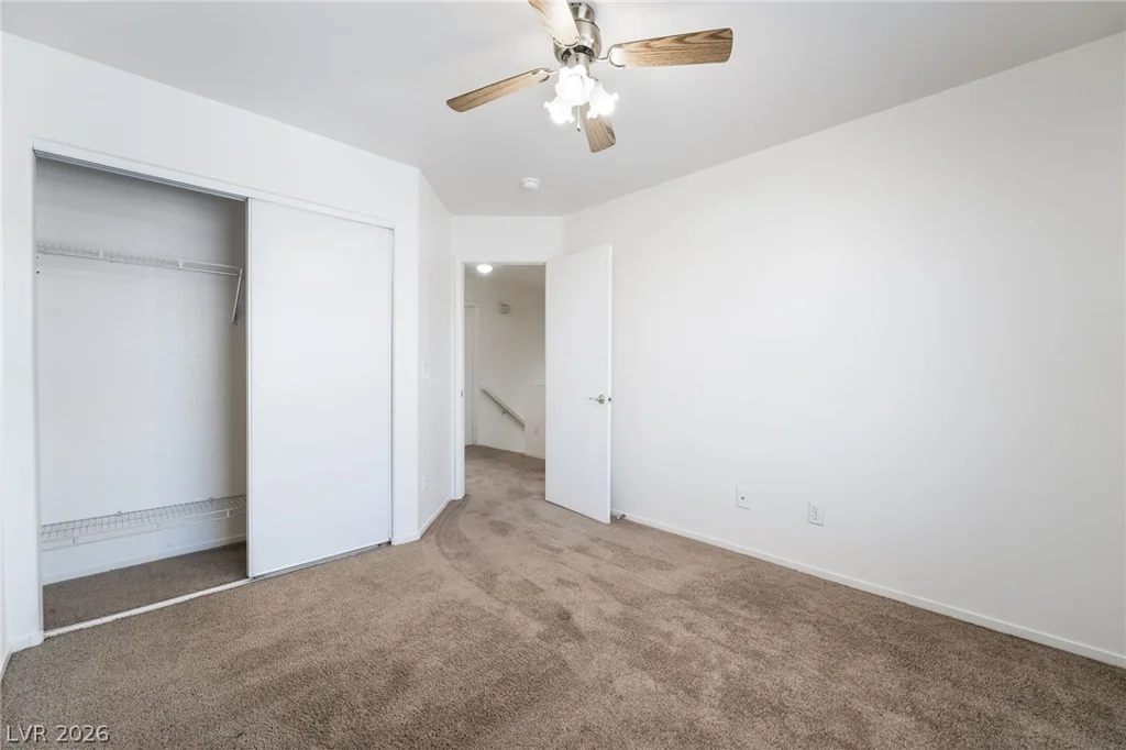9882 Silver Chimes, Las Vegas, NV 89183