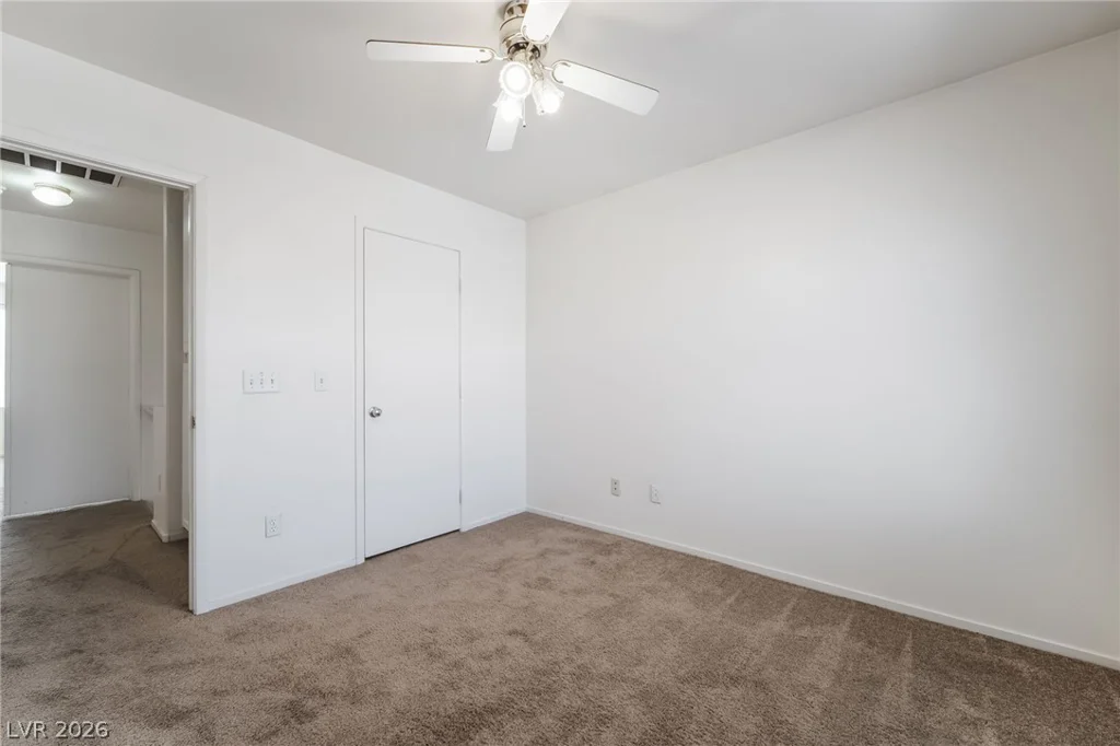 9882 Silver Chimes, Las Vegas, NV 89183