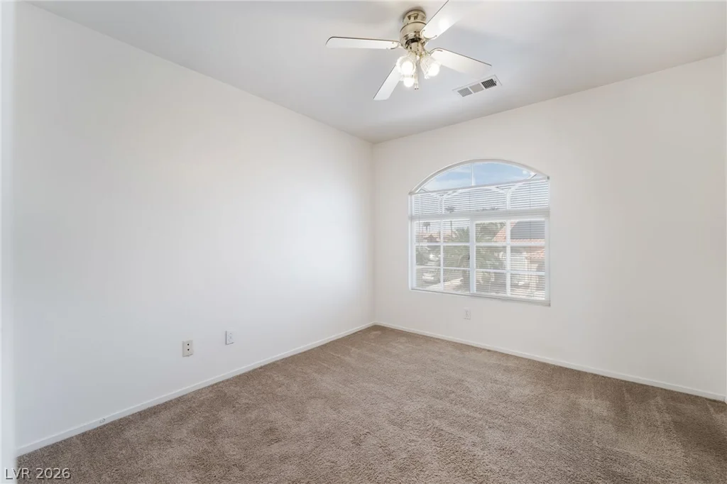9882 Silver Chimes, Las Vegas, NV 89183