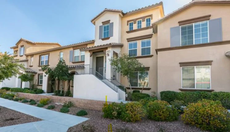 11489 Belmont Lake, Las Vegas, NV 89135