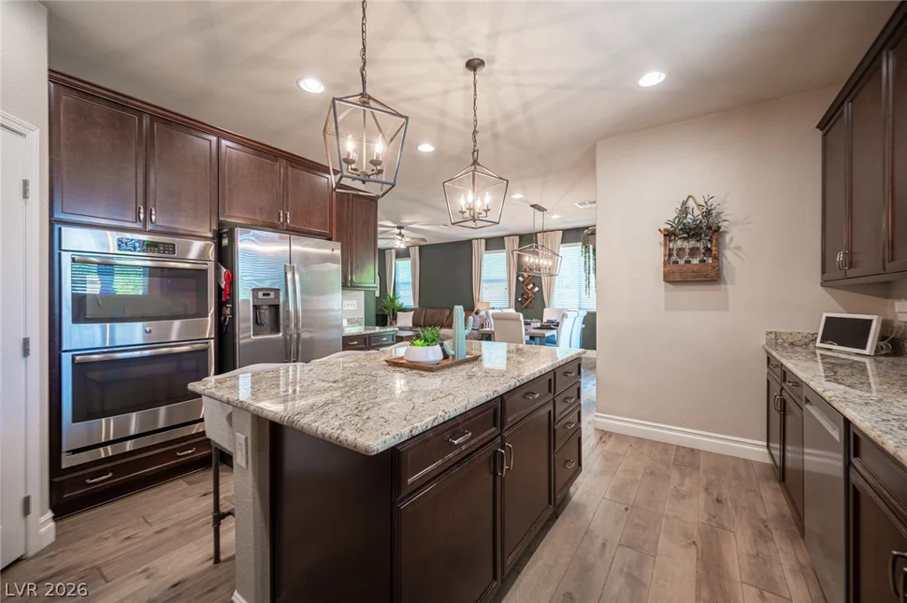 7056 Thistle Ridge, Las Vegas, NV 89166