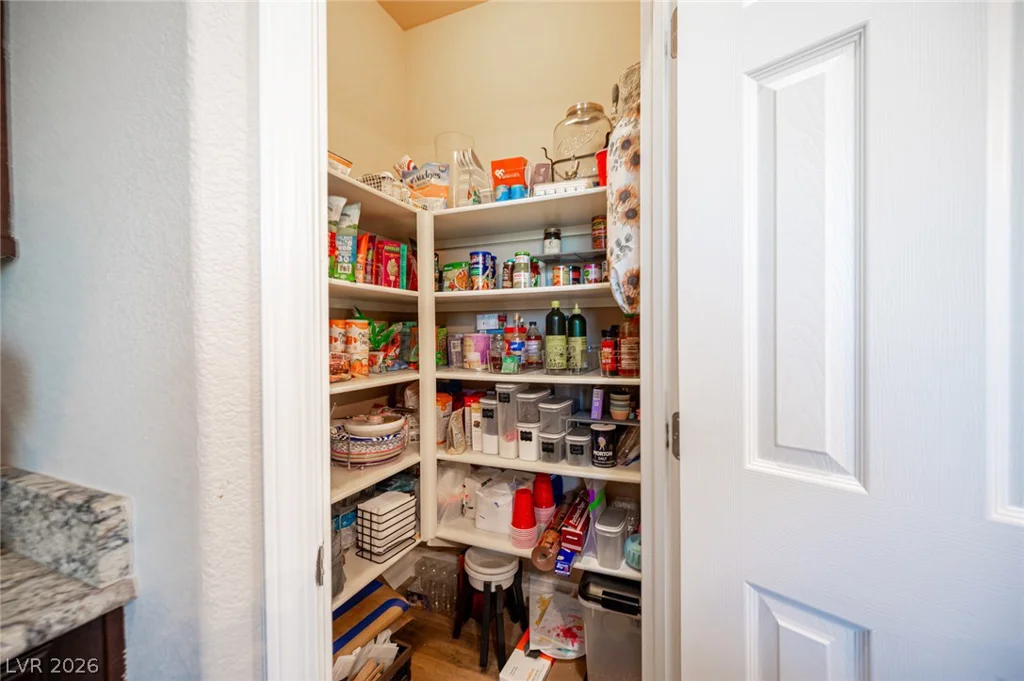 7056 Thistle Ridge, Las Vegas, NV 89166