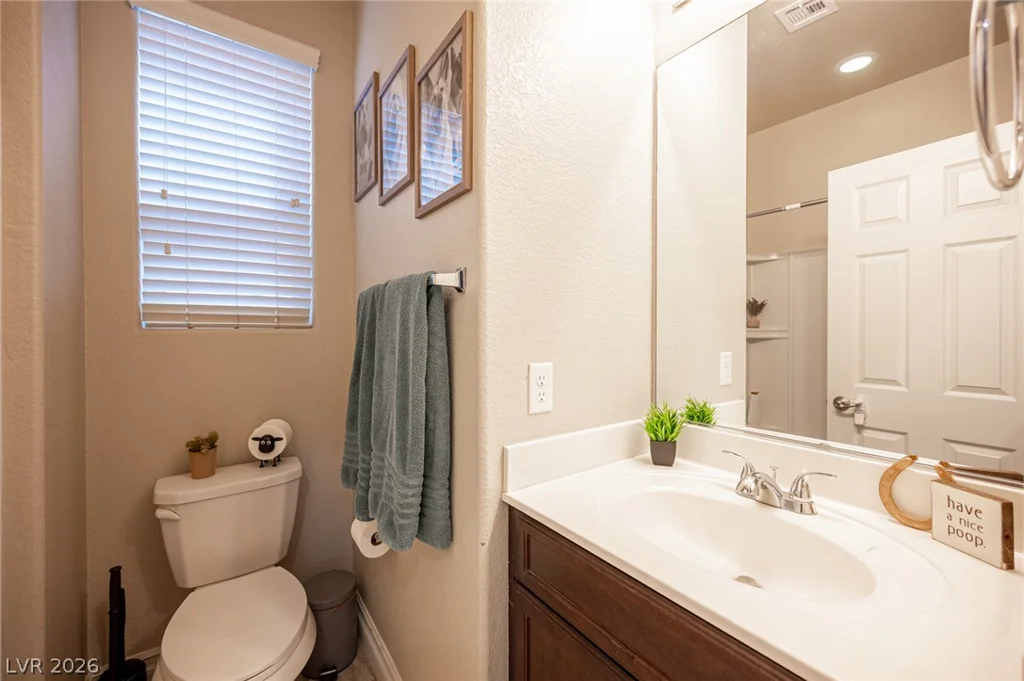7056 Thistle Ridge, Las Vegas, NV 89166