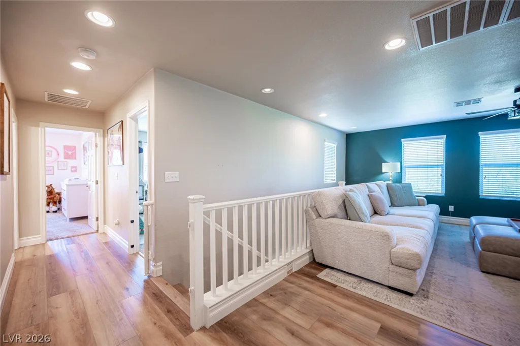 7056 Thistle Ridge, Las Vegas, NV 89166