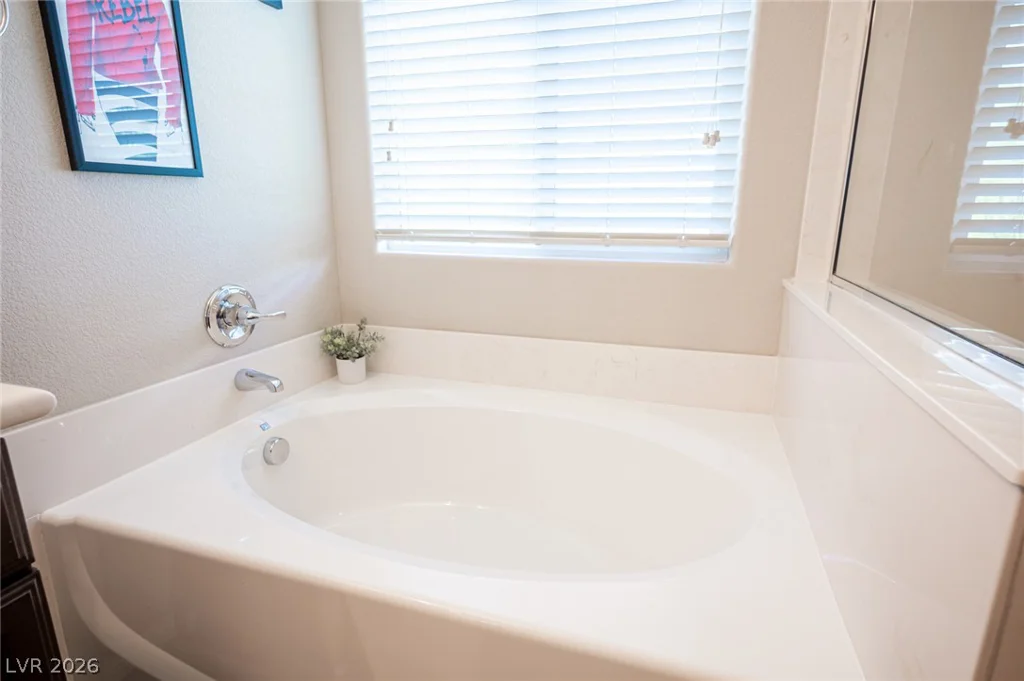 7056 Thistle Ridge, Las Vegas, NV 89166