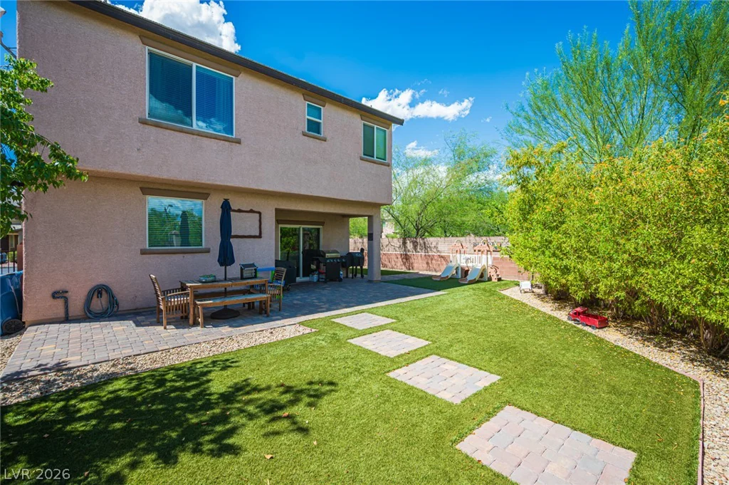 7056 Thistle Ridge, Las Vegas, NV 89166