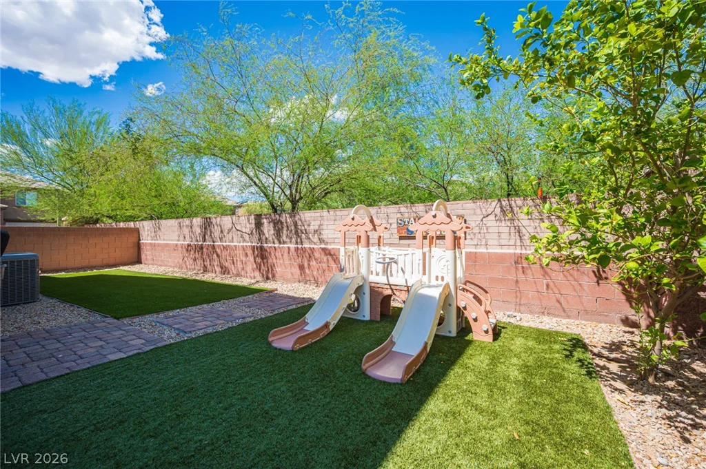 7056 Thistle Ridge, Las Vegas, NV 89166
