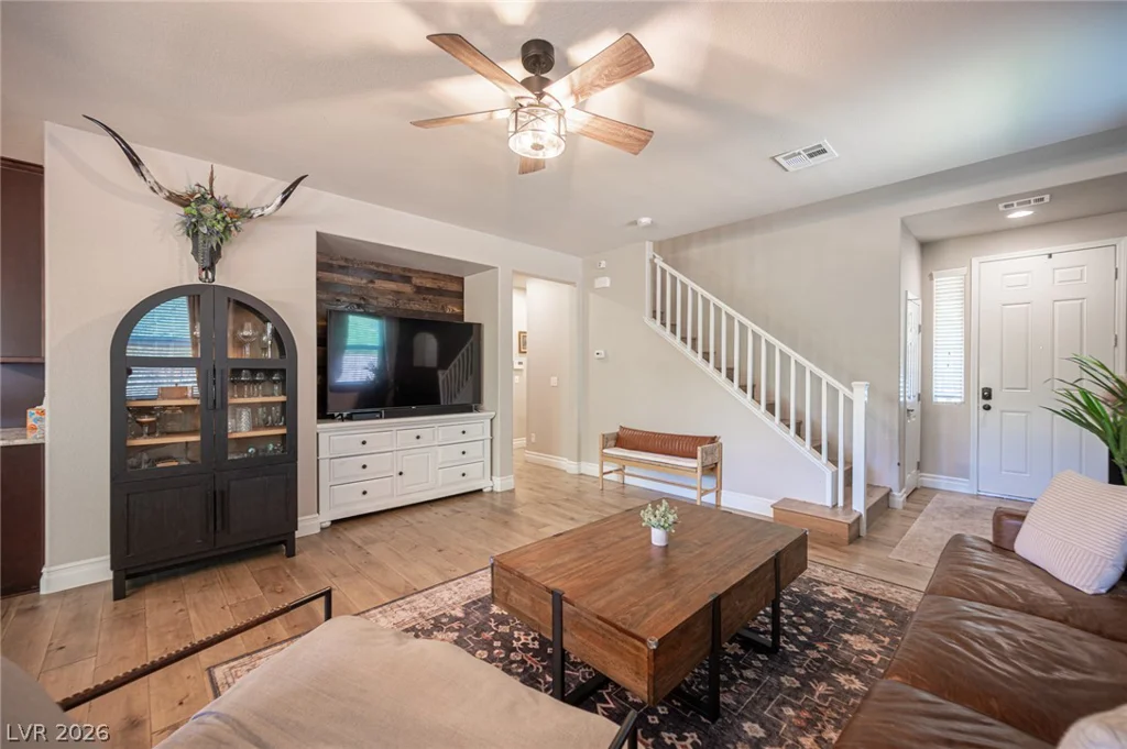 7056 Thistle Ridge, Las Vegas, NV 89166