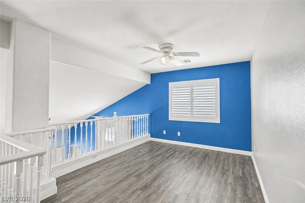 911 Sterling Thorn, Las Vegas, NV 89183