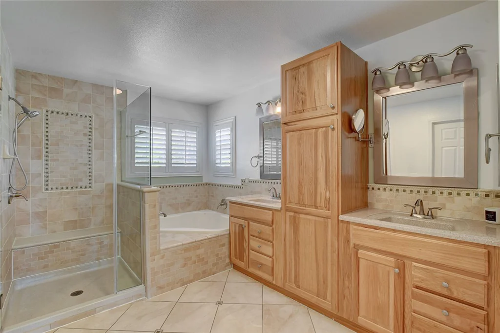 160 Kennet, Las Vegas, NV 89144