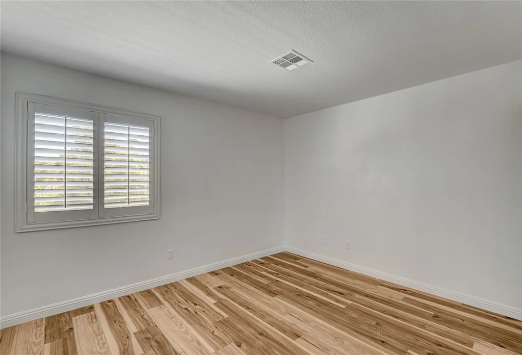 160 Kennet, Las Vegas, NV 89144