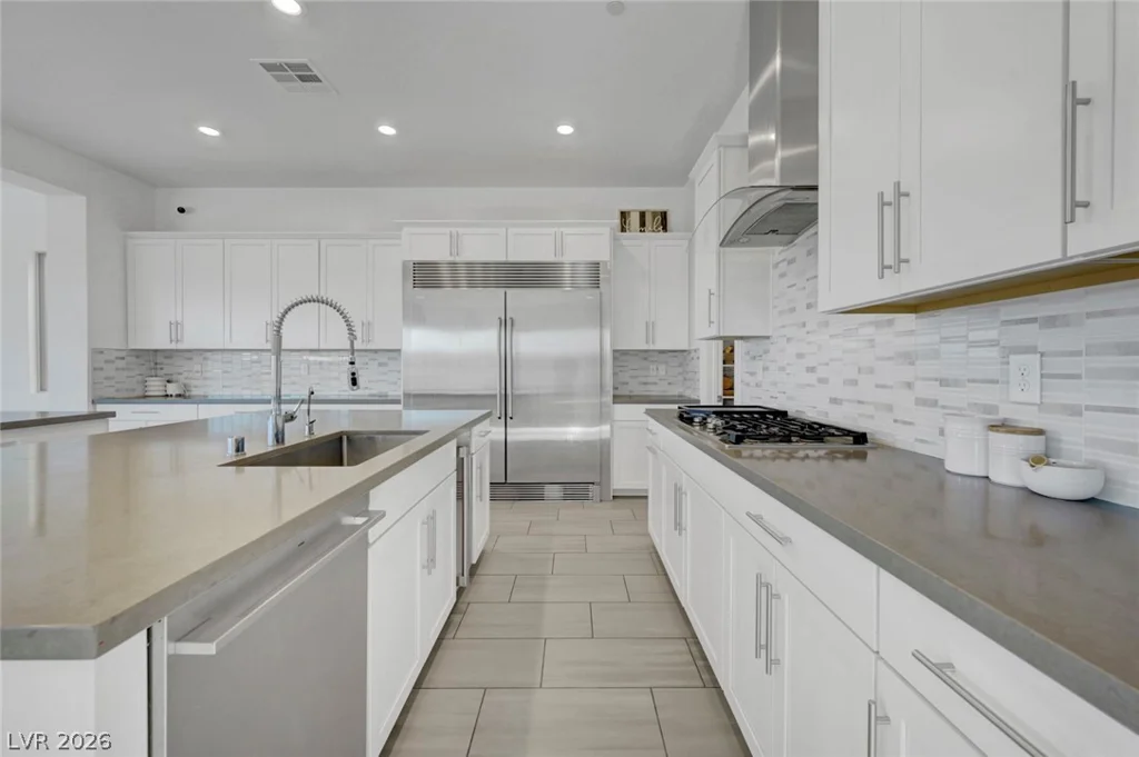 699 Glowing Horizon, Henderson, NV 89052