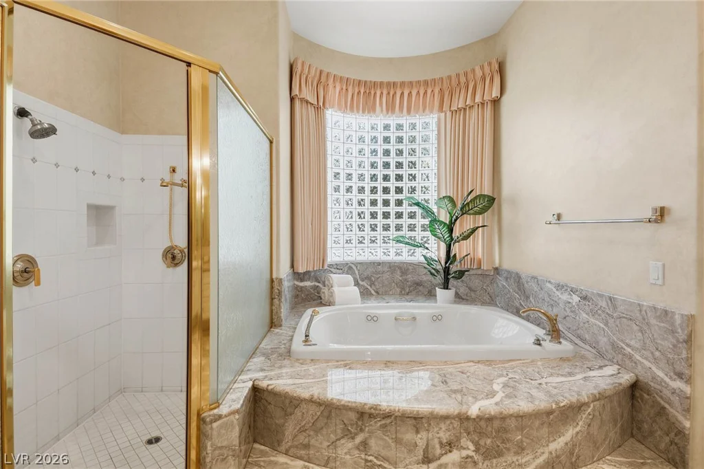 2017 Eagle Trace, Las Vegas, NV 89117