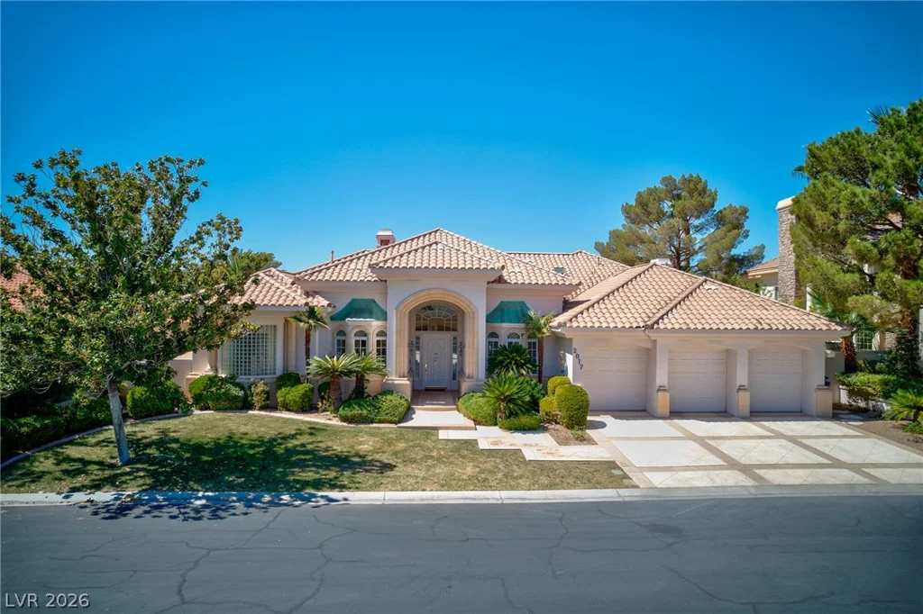 2017 Eagle Trace, Las Vegas, NV 89117