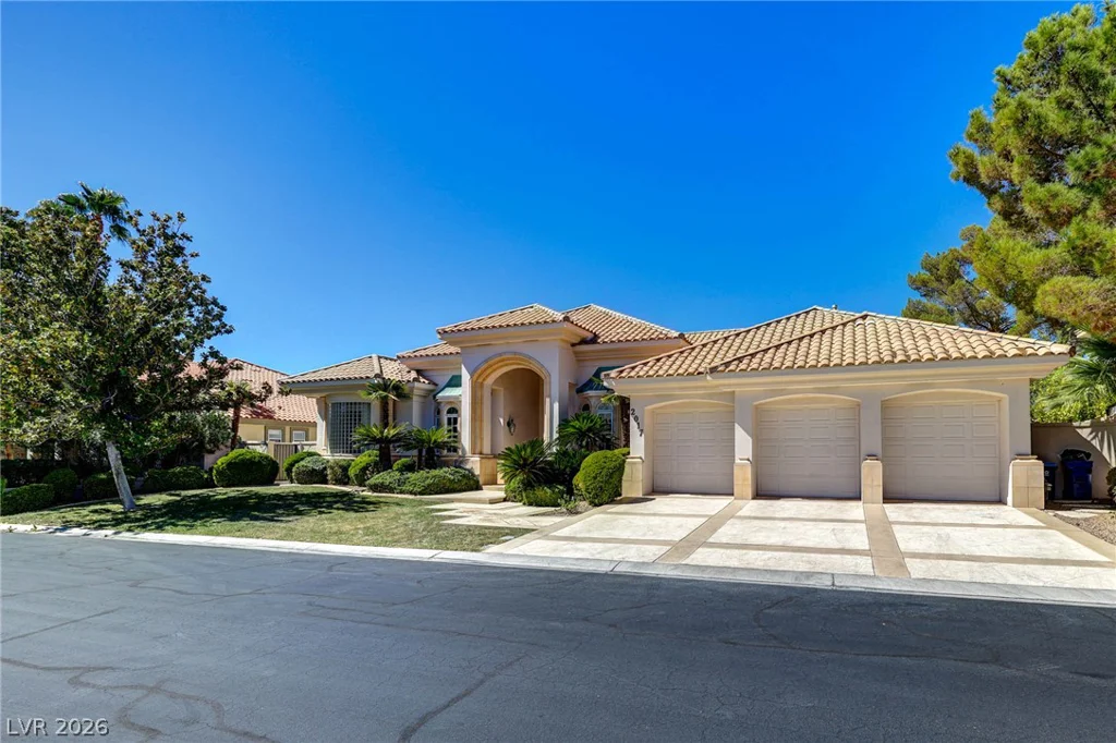 2017 Eagle Trace, Las Vegas, NV 89117