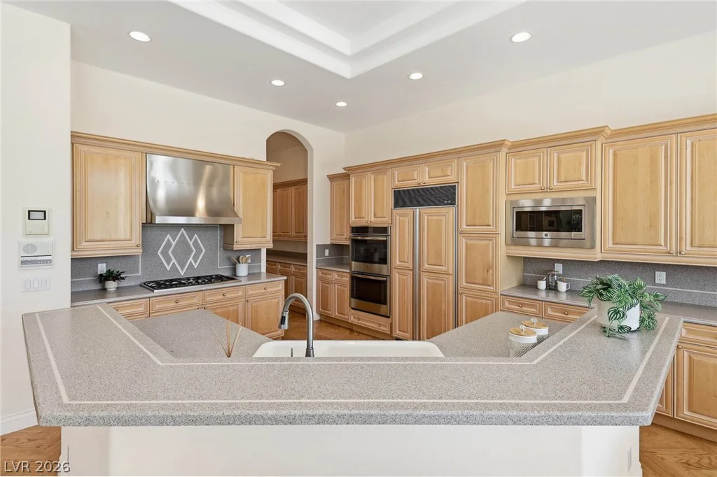 2017 Eagle Trace, Las Vegas, NV 89117