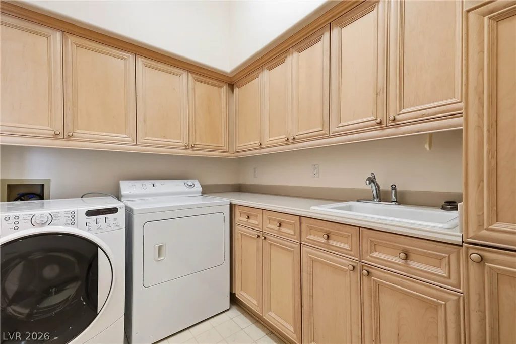 2017 Eagle Trace, Las Vegas, NV 89117