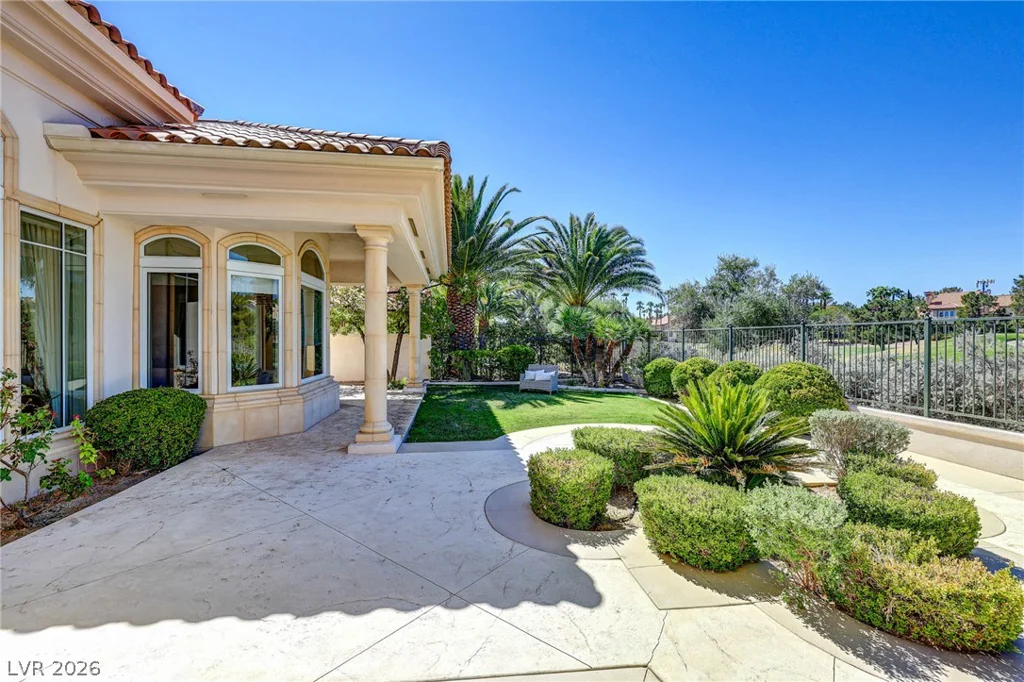 2017 Eagle Trace, Las Vegas, NV 89117