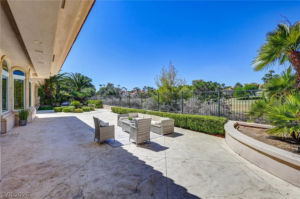 2017 Eagle Trace, Las Vegas, NV 89117