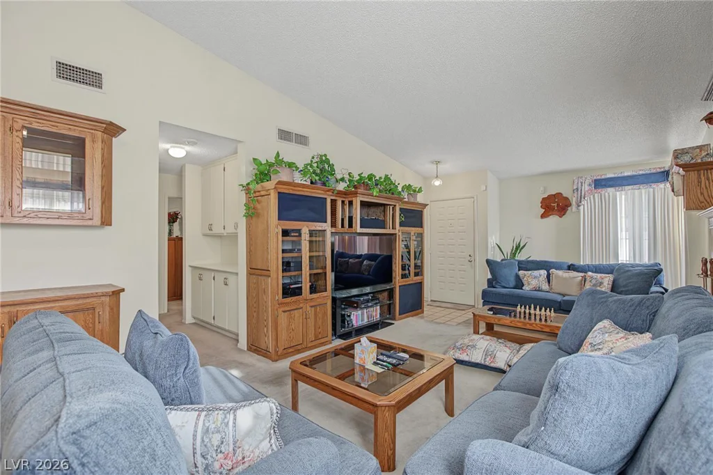6333 Copperfield, Las Vegas, NV 89108